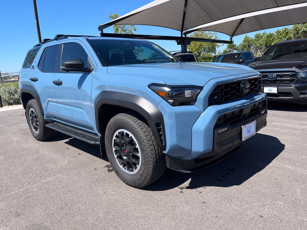 Used 2025 Toyota 4Runner TRD Off-Road Premium w/ Tow Technology Package AWD/4WD image 3