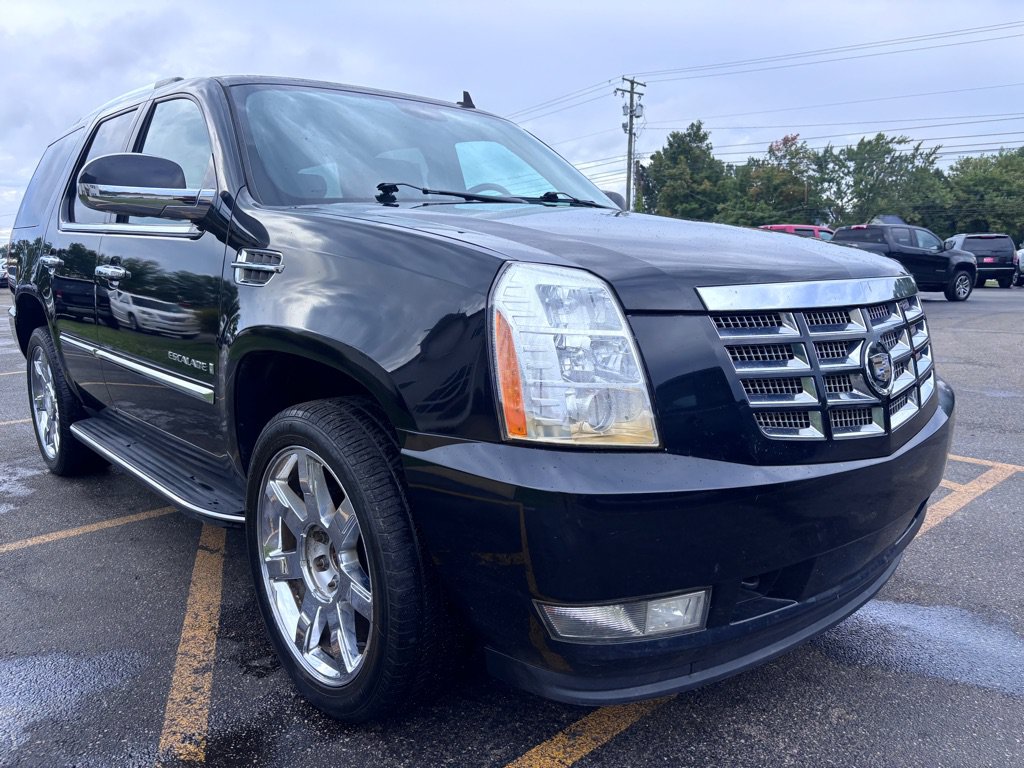 Used 2008 Cadillac Escalade AWD image 4