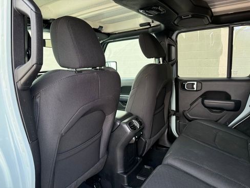 Used 2023 Jeep Wrangler Unlimited w/ Cold Weather Group AWD/4WD image 19