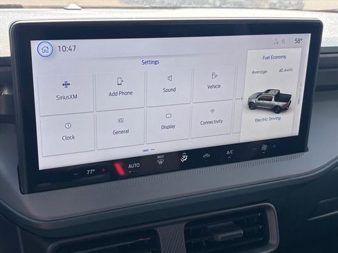 New 2025 Ford Maverick XL FWD image 18