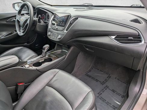 Used 2024 Chevrolet Malibu LT image 20