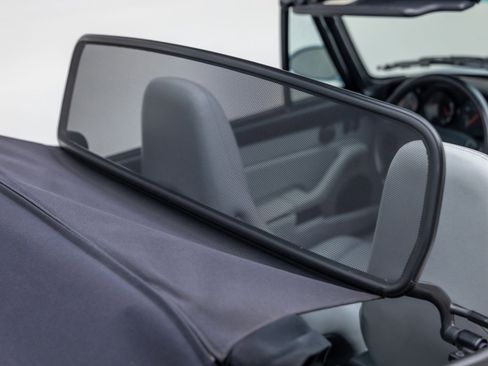 Used 1996 Porsche 911 Cabriolet image 30