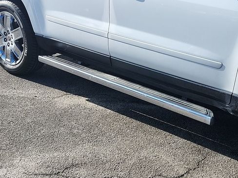 Used 2017 GMC Acadia Limited SLT image 25