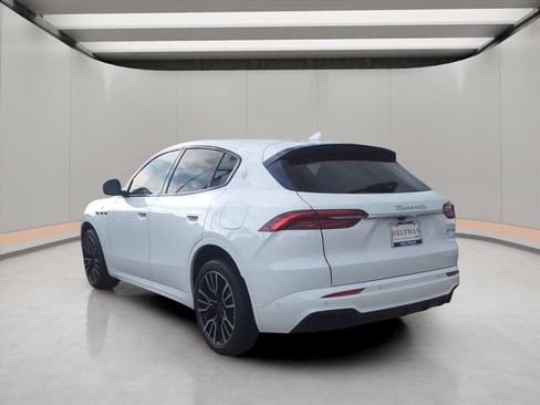 New 2024 Maserati Grecale GT image 2