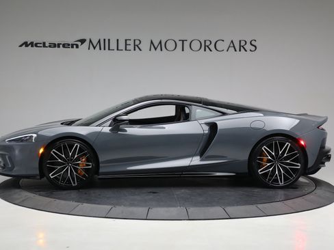 Used 2023 McLaren GT image 3