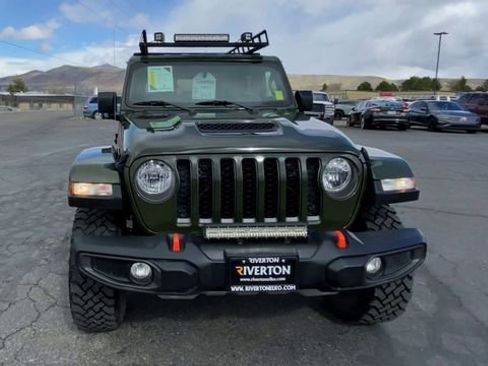 Used 2023 Jeep Gladiator Mojave w/ Trailer Tow Package AWD/4WD image 3