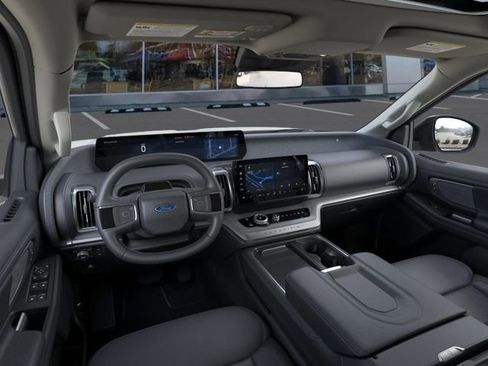 New 2026 Ford Expedition Max Platinum AWD/4WD image 10