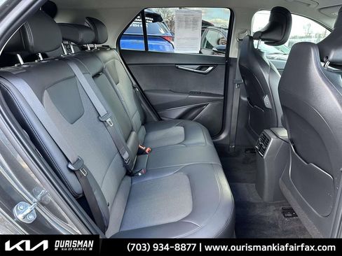 Used 2024 Kia Niro EX w/ EX Cold Weather Package image 22