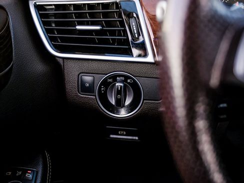 Used 2019 Mercedes-Benz GLS 450 4MATIC w/ Premium 1 Package image 31