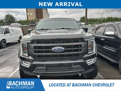 Used 2022 Ford F150 Lariat w/ Equipment Group 502A High AWD/4WD image 3