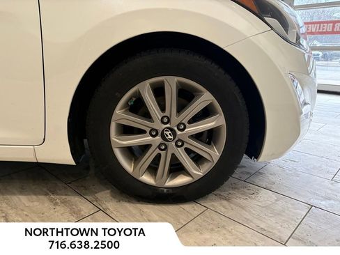 Used 2014 Hyundai Elantra SE w/ Option Group 02 image 30
