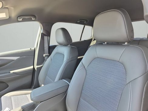 New 2026 Buick Envista Sport Touring w/ Convenience I Package FWD image 34