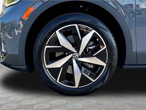 Used 2023 Volkswagen ID.4 Pro S image 33