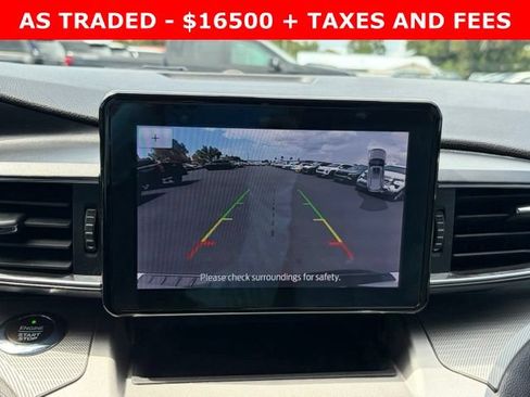 Used 2021 Ford Explorer XLT w/ Equipment Group 202A RWD image 24