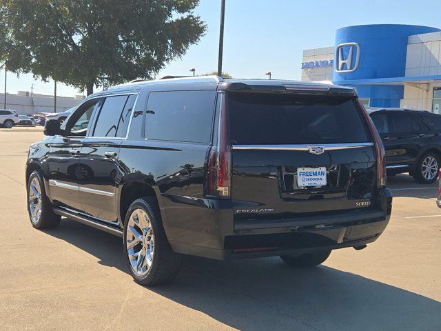 Used 2020 Cadillac Escalade ESV Platinum AWD/4WD image 7