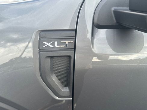 New 2025 Ford Maverick XLT w/ XLT Luxury Package image 9