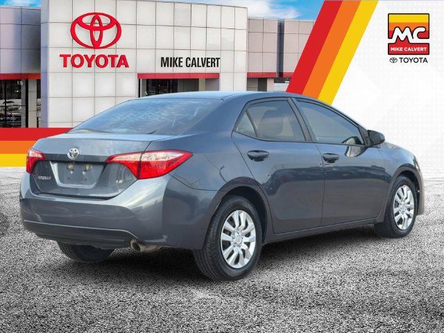 Used 2017 Toyota Corolla LE FWD image 5
