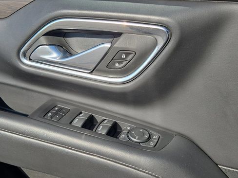 Used 2023 Chevrolet Tahoe LT w/ Luxury Package image 18