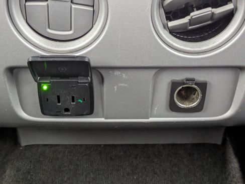 Used 2011 Ford F150 Raptor w/ Raptor Luxury Pkg image 13