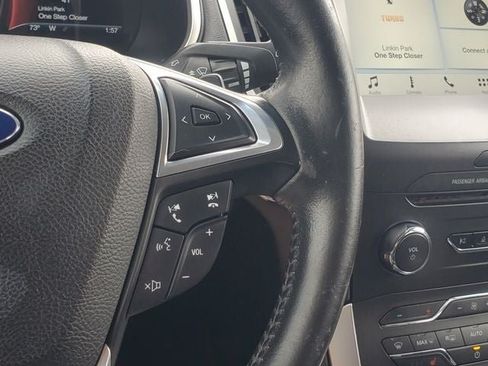 Used 2016 Ford Edge SEL w/ Equipment Group 201A AWD/4WD image 12