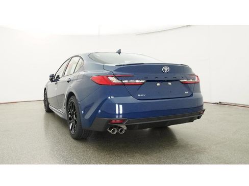 New 2026 Toyota Camry SE FWD image 22