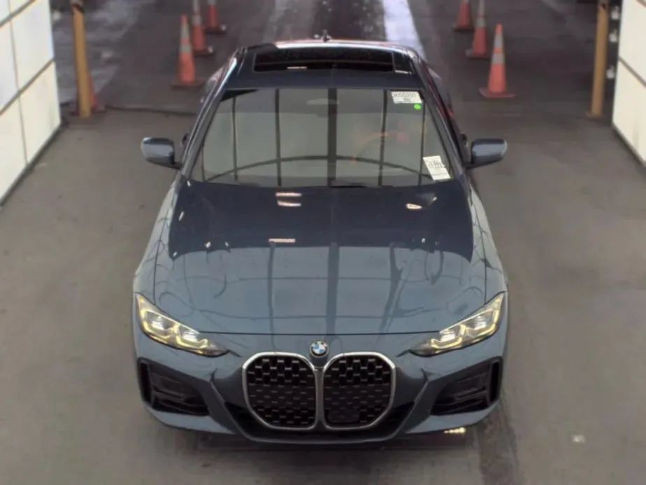 Used 2021 BMW 430i Coupe w/ Executive Package RWD image 2