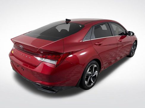 Certified 2023 Hyundai Elantra Limited FWD image 3