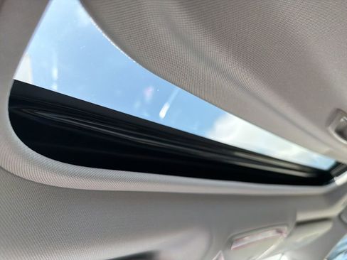 Used 2023 Toyota RAV4 XLE Premium FWD image 8