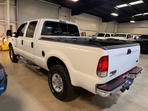 Used 2001 Ford F250 XLT AWD/4WD image 2