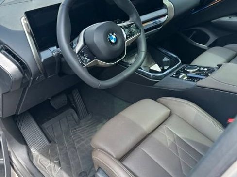 Used 2025 BMW X3 xDrive30i w/ Premium Package AWD/4WD image 10