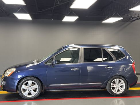 Used 2007 Kia Rondo EX w/ Premium Pkg FWD image 3