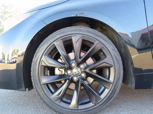 Used 2022 Toyota Corolla SE image 6