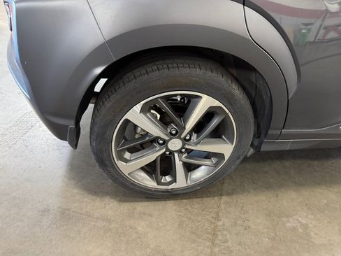 Used 2021 Hyundai Kona Ultimate w/ Cargo Package FWD image 26