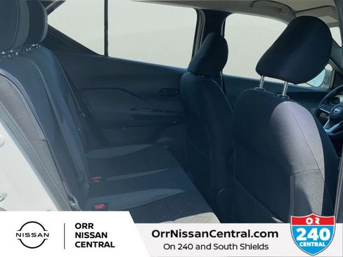 Used 2018 Nissan Kicks S FWD image 12