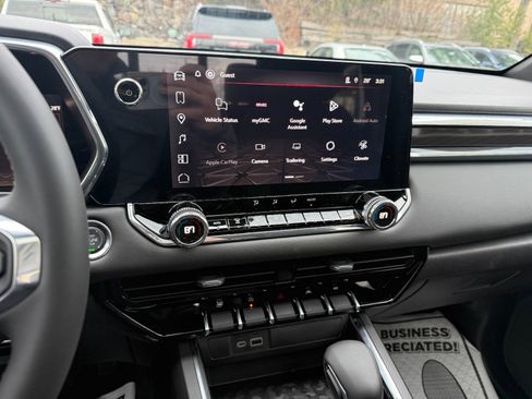 New 2026 GMC Canyon Elevation w/ LPO, Sports Bar Package image 30