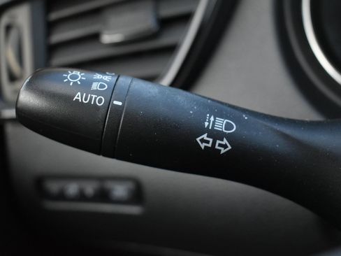 Used 2020 Nissan Rogue S w/ Special Edition Package image 22