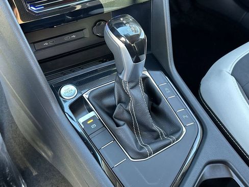 New 2026 Volkswagen Taos SE image 25