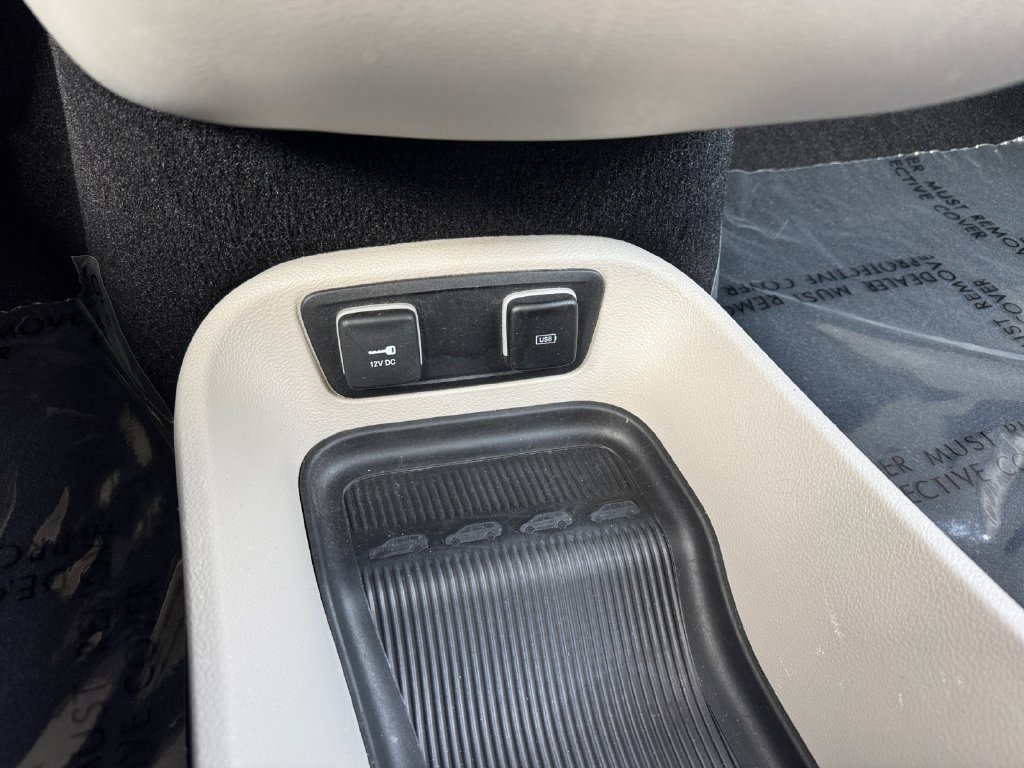 Used 2019 Chrysler Pacifica Touring-L FWD image 25