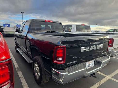 Used 2026 RAM 2500 Big Horn AWD/4WD image 4