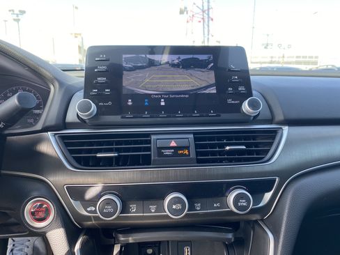 Used 2020 Honda Accord LX image 13