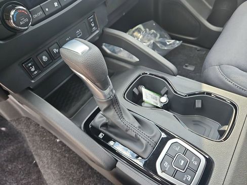 New 2026 Nissan Frontier SV image 22