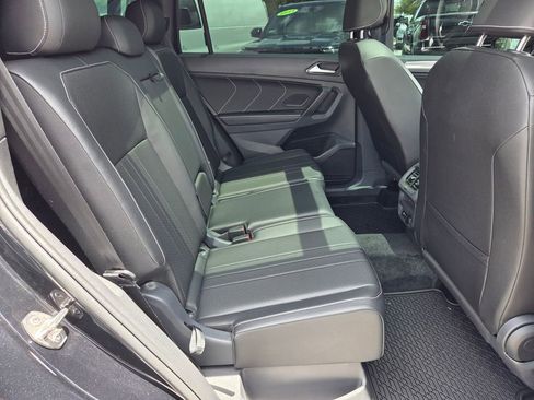 Used 2024 Volkswagen Tiguan SE R-Line AWD/4WD image 16