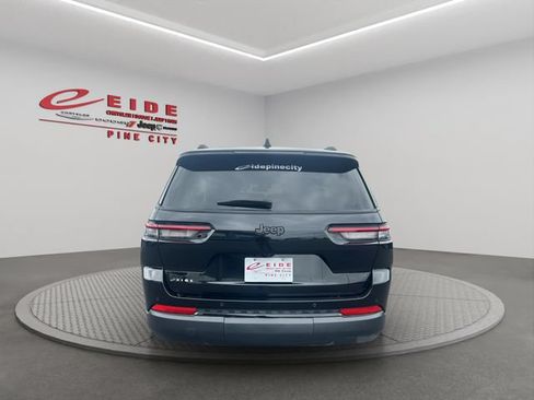 Used 2024 Jeep Grand Cherokee L Laredo AWD/4WD image 9