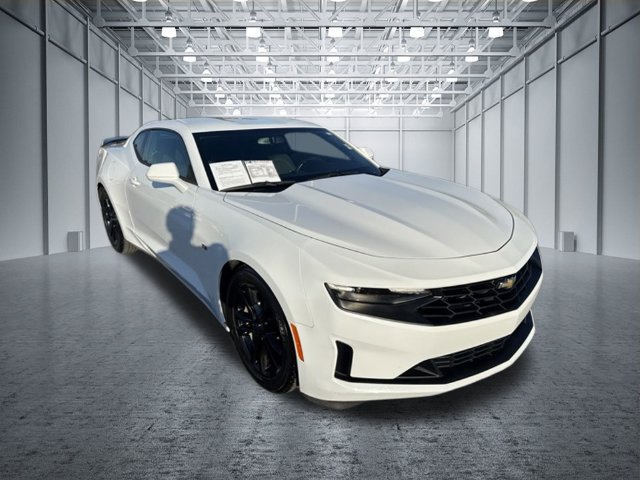 Used 2019 Chevrolet Camaro LS RWD image 7