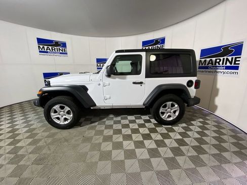 Used 2020 Jeep Wrangler Sport AWD/4WD image 10