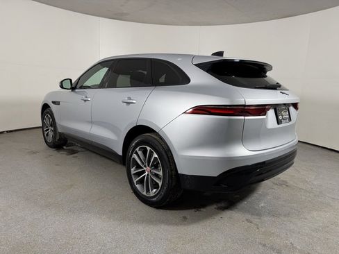 Used 2022 Jaguar F-PACE S image 9