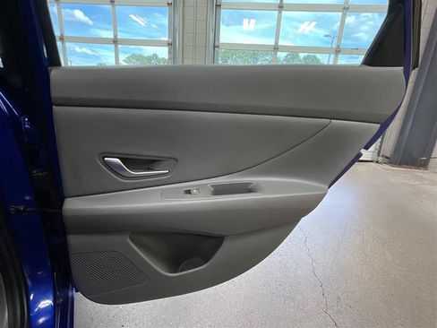 Used 2024 Hyundai Elantra SEL w/ Convenience Package FWD image 26