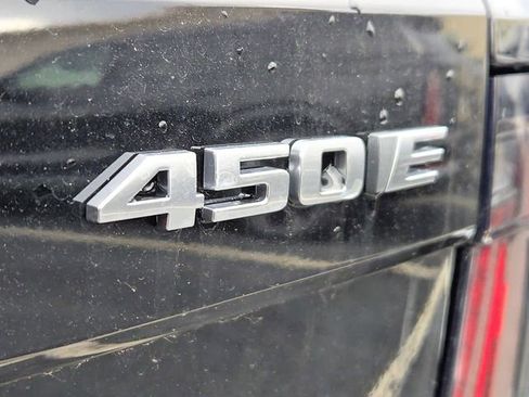 New 2026 Cadillac Optiq Luxury 1 image 9