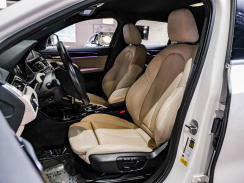 Used 2018 BMW X2 sDrive28i image 4