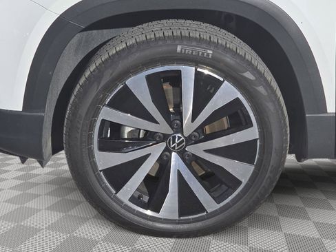 Used 2022 Volkswagen Taos SE image 21
